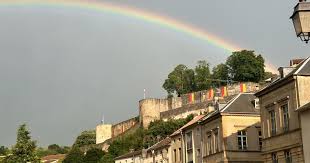 Photo Moselle. Village pr�f�r� des Fran�ais : � Sierck-les-Bains a toutes ...