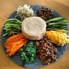 Gujeolpan Platter Of 9 Delicacies 구절판 Recipe Maangchi Recipes Recipes Picky Eater Recipes