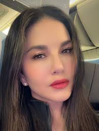 Sunny Leone Actress and Dancer