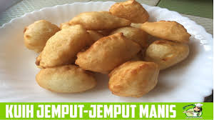 Rasa manis labu kuning masak lemak, campur pulak dengan udang. Kuih Jemput Jemput Manis Yang Rangup Malaysian Snack Jemput Jemput Youtube