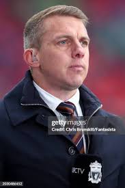 1,035 Steven Warnock Photos & High Res Pictures