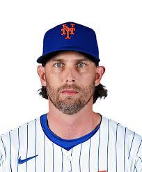 June Mcneil's Instagram, Twitter & Facebook