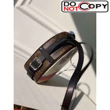 Louis vuitton grommets louis vuitton grommets (typically used on drawstring bags like the noe) use a different font with squared off o's. Louis Vuitton Boite Chapeau Souple Sporty Stripe And Patch Round Shoulder Bag M55653 White M55653 229 00 Ioffer Designer Replica Louis Vuitton Handbag Wallet Accessories High Quality