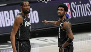 Kevin durant is among the four members of the brooklyn nets who have tested positive for the coronavirus. Nba Kyrie Irving Und Kevin Durant Fuhren Brooklyn Nets Zum Sieg Im Spitzenspiel Gegen Phoenix Suns