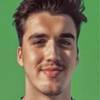 Justin Hobgood's Instagram, Twitter & Facebook