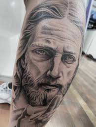 👉🏼 Only 3rl Work done using the Whipshading technique! Over 30 hours of  work using only pure black! Machines: @mummytattoomachine Needles:  @hornettattoo_oficial