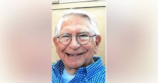 Michael Wayne Van Voris