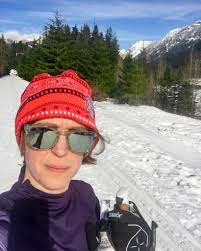 Welcome to the SOJC, Christine Wise—it's been waiting for you! 🎶 Wise, who  is a new SOJC professor of practice and advertising area director, is much  more than your average sports fan—she