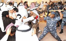سحب وضرب الدكتور عبيد الوسمي محمد 2010/12/13 6,626 زيارة Ø¹Ø§Ù…Ø§Ù† Ø¹Ù„Ù‰ Ø§Ù„Ø­Ø¯Ø« Ø§Ù„Ø£ÙƒØ«Ø± Ø³ÙˆØ§Ø¯Ø§ ÙÙŠ ØªØ§Ø±ÙŠØ® Ø§Ù„Ø­ÙŠØ§Ø© Ø§Ù„Ø³ÙŠØ§Ø³ÙŠØ© Ø§Ù„ÙƒÙˆÙŠØªÙŠØ© Ø¬Ø±ÙŠØ¯Ø© Ø³Ø¨Ø± Ø§Ù„Ø¥Ù„ÙƒØªØ±ÙˆÙ†ÙŠØ©