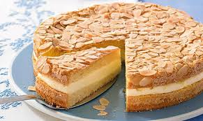Bienenstich Nur 6 Zutaten Superlecker Schnell Und Einfach Rezept Bienenstich Rezept Schneller Bienenstich Bienenstich Kuchen