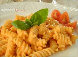 Pasta Fredda Al Pesto Di Pomodoro E Philadelphia Pasta Fredda Ricette Idee Pasto Sano