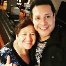 Profile for Carloncho