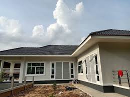Despite their name, they can live practically anywhere, like on b. Contemporary L Shape Four Bedroom House Design House And Decors