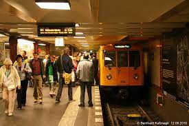 Europa Deutschland Berlin Schoneberg U Bahnhof Innsbrucker Platz U Bahn Linie U4 Underground Tube Model Railroad Underground