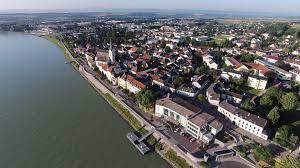Waidhofen an der ybbs ist eine statutarstadt mit 11.134 einwohnern (stand 1. Startseite Gemeinde Ybbs A D Donau