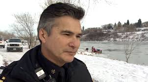 Saskatoon rescue crews end search for man in South Saskatchewan River for  the night