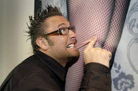 De comeback van het jaar: oud-vj Frank Molnar (51) klaar om TMF Awards weer  helemaal 'freaky' te maken: “Ik doe lekker mijn eigen ding”