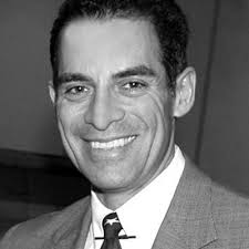 Jack Luna (@jeluna33)