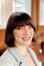 Taylor Dow's Instagram, Twitter & Facebook