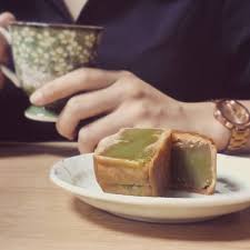 Mid Autumn Festival Is Coming The Mooncake With Hot Tea Will Be A Best Choice For This Weather Mooncake Tomtube Vietnamesefood Food Eat Food Travel Food