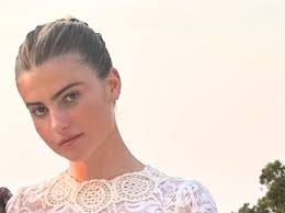 Universitária pede reembolso de mensalidades após professor usar ChatGPT  sem avisar