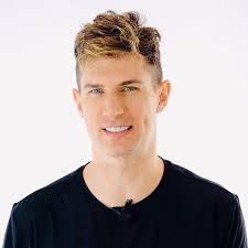 Optimisfits: Igniting a Fierce Rebellion Against Hopelessness: Courson,  Ben: 9780736975841: Amazon.com: Books