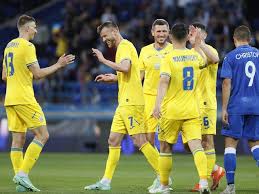 Ukraine và áo có thể dắt tay nhau vào vòng 1/8 với kết quả hòa ở màn đụng độ đêm nay. Dá»± Ä'oan Ukraine Vs Ao Bá»Ÿi Chuyen Gia Whoscored Abhinav Anand