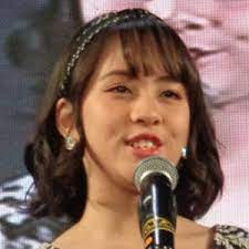 Zara adhisty niko al hakim video is getting trendy on twitter. Adhisty Zara Bio Family Trivia Famous Birthdays