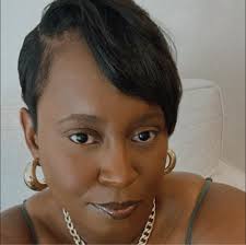 Where to find women's pant suits for a Principal role?