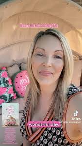 Kelley Cunningham's Instagram, Twitter & Facebook