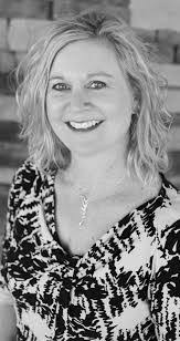 Trina Wolfe's Instagram, Twitter & Facebook