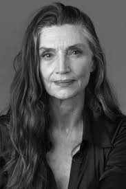 Weibliches portrait: Entdecke 12 Wolfsfrau Bilder