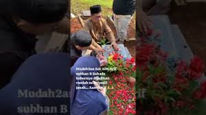 Familys ziarah ke makam Alm Arif subhan melody Familys Idul fitri 1446 H, 5  April 2025