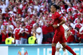C'est russie (sbornaia) qui recoit danemark pour ce match europe du lundi 21 juin 2021 (resultat championnat d'europe de football 2016). Z14gsy5ok55tpm
