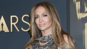 Céline Dion de retour à Paris cet été ? Avec le soutien de René-Charles,  elle prépare son come-back…