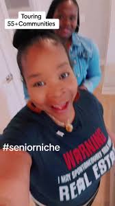 Hanging out with my agent Ebony Today! Showing support as she steps in...