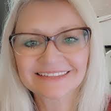 Bonnie Jahnke's Instagram, Twitter & Facebook