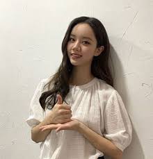 류준열 혜리 커플의 목격담이 화제다. ë¥˜ì¤€ì—´ í˜œë¦¬ ê²°ë³„ì„¤ ìž ìž¬ìš´ ê³µê°œ ë°ì´íŠ¸ ë‚˜ì´ì°¨ì´ ê·¼í™©