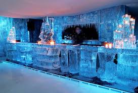 Ice Resterant Come And Discover A Bar Where Everything Is In Ice The Temperature Is Ice Bars Ice Hotel Unusual Wedding Venues