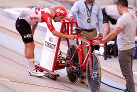 See more of victor campenaerts on facebook. Campenaerts Hour Record In Pictures Cycling