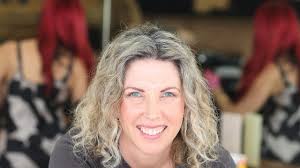 Jane Harper: former Geelong journalist releases The Survivors