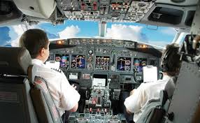 2 bucuresti, sector 3 romania contact@scoaladrone.ro 0721 223 342. Ce Salariu CastigÄ Un Pilot De Avion Epoch Times Romania