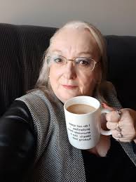 Good Monday morning! Make the best of your day My Peeps! ;)