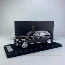 It measures 58.9 × 45.4 × 27.7 mm, and has 76 facets (counting the culet and the table). Hh Model 1 18 Rr Cullinan Resin Car Model 5 Colors Option Available Carloverdiecast