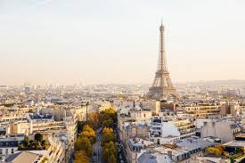 This boutique hotel offers eiffel tower views from the windows of the deluxe room with view. Why 1 A M Is The Best Time To See The Eiffel Tower Huffpost Life