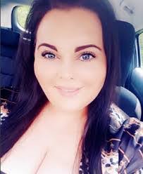 Danielle Watts's Instagram, Twitter & Facebook