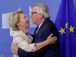 This is the awkward moment an 'irritated' european commission president ursula van der leyen was left resigned to a sofa as she met with president erdogan and charles michel, with no seat offered to her. Brussels Welcomes Brexit Hating Eu Chief Who Spent A Year In London In 70s Hiding From Terrorists Daily Mail Online