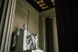 Вашингтон занимает 115 место в мире по численности населения (5 379 184 чел.), находясь между суйхуа, китай (114 мeсто) и цицикар, китай (116 мeсто). Vashington Dostoprimechatelnosti Zavedeniya I Shoping V Mini Gajde