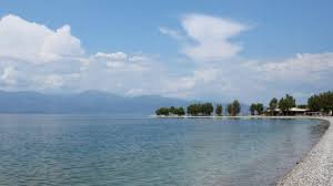 Δημοφιλή ακίνητα δες επιλεγμένες προτάσεις για κατοικίες. Akolh H Ellhnikh Paralia Me Ta Krystallina Nera Kai To Ametrhto Ba8os Aftodioikisi Gr