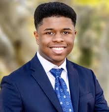 Evan Fitch's Instagram, Twitter & Facebook